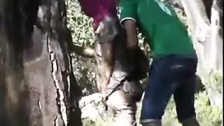 سامي زوجين في مكتب