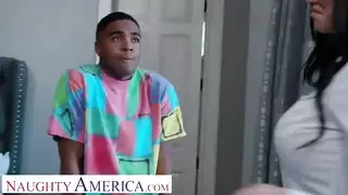 أول مرة شرجية: مراهقة تتعلم من صديقتها الجامحة