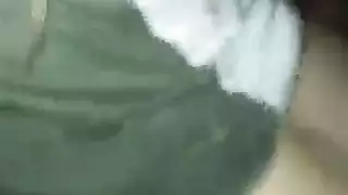 شاب صربي مجعد مشعر