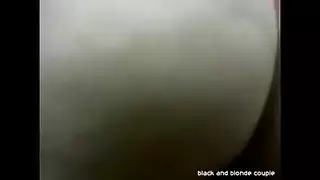 حفلة جنس في السيارة مع عاهرات شقراء وسمراء