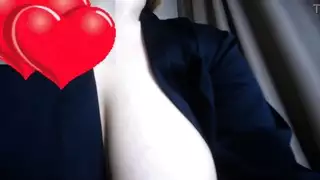 مص الحلمة والجماع الشديد مع مراهقة ذات أثداء كبيرة