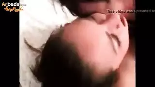 يمتعها ضرب ونيك