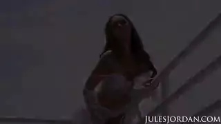 طفلة مع زنوج