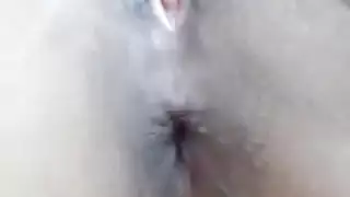 وجهة نظر مص في المطبخ: فتيات تختنق بالقضيب قبل أن تمتلئ بالسائل المنوي