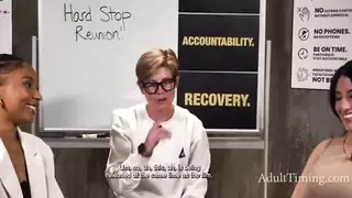 بودكاست احتفال جنسي مثلي: أكل مهبل ولعب بالعُدَد