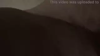 علاقة مثيرة: المالك يمارس الجنس مع فرج الزوجة التركية المشعر بينما الزوج يعمل